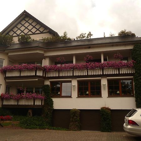 Hotel "Woiler Hof" Garni เอสลัวห์ ภายนอก รูปภาพ